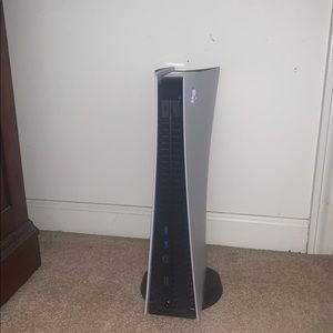Used PlayStation 5, 850GB